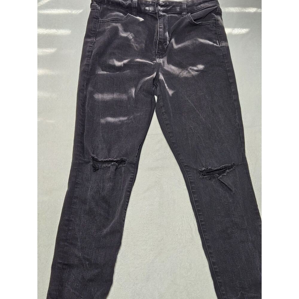 American Eagle Super High Rise Jegging Next Level Stretch Size 16ish Distressed